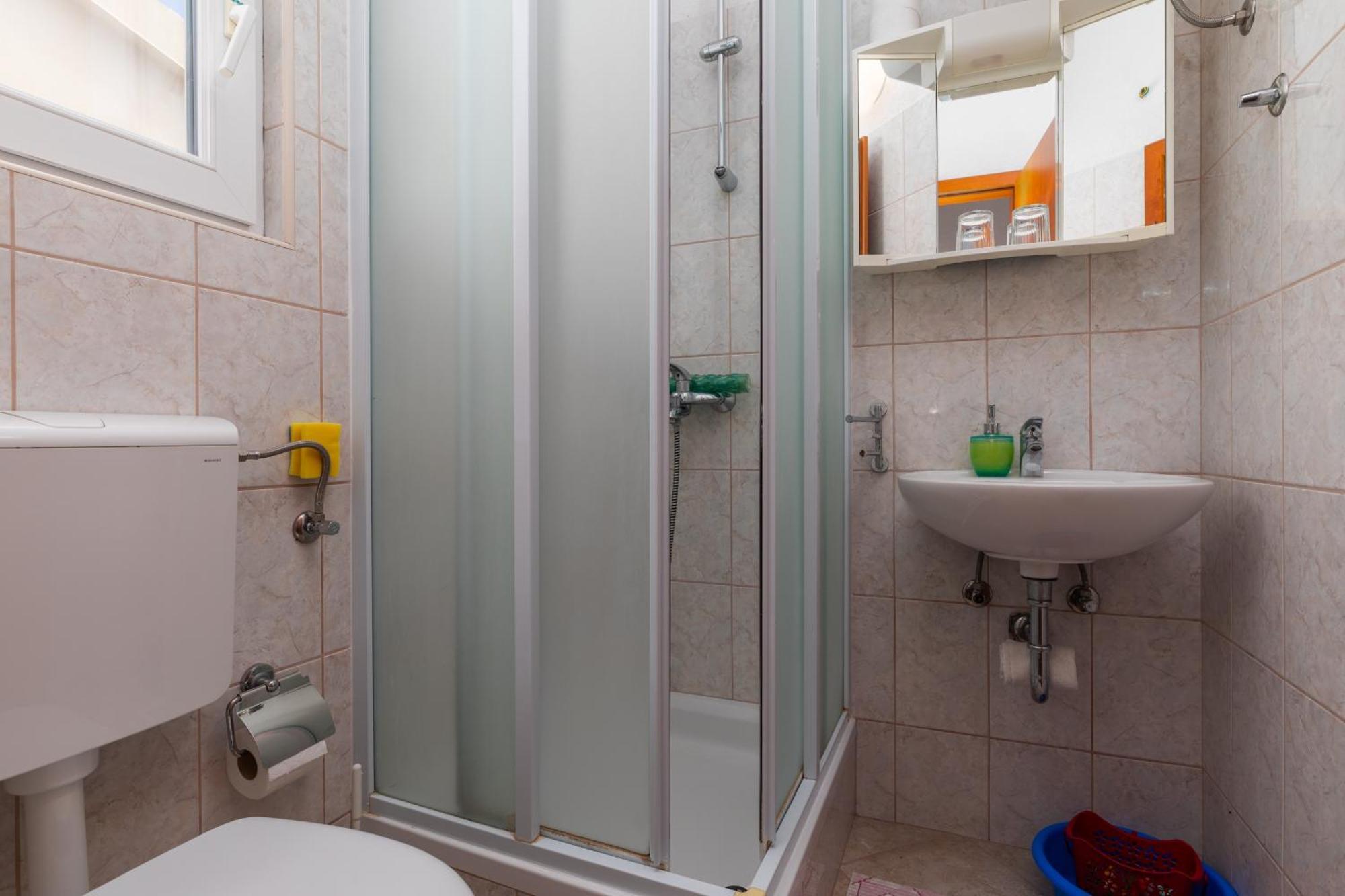 Apartments By The Sea Drasnice, Makarska - 6697 Екстериор снимка